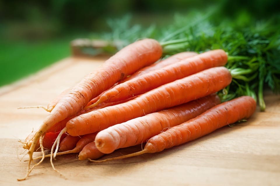 Manger une carotte crue avant de dormir : Bonne ou mauvaise idée ?